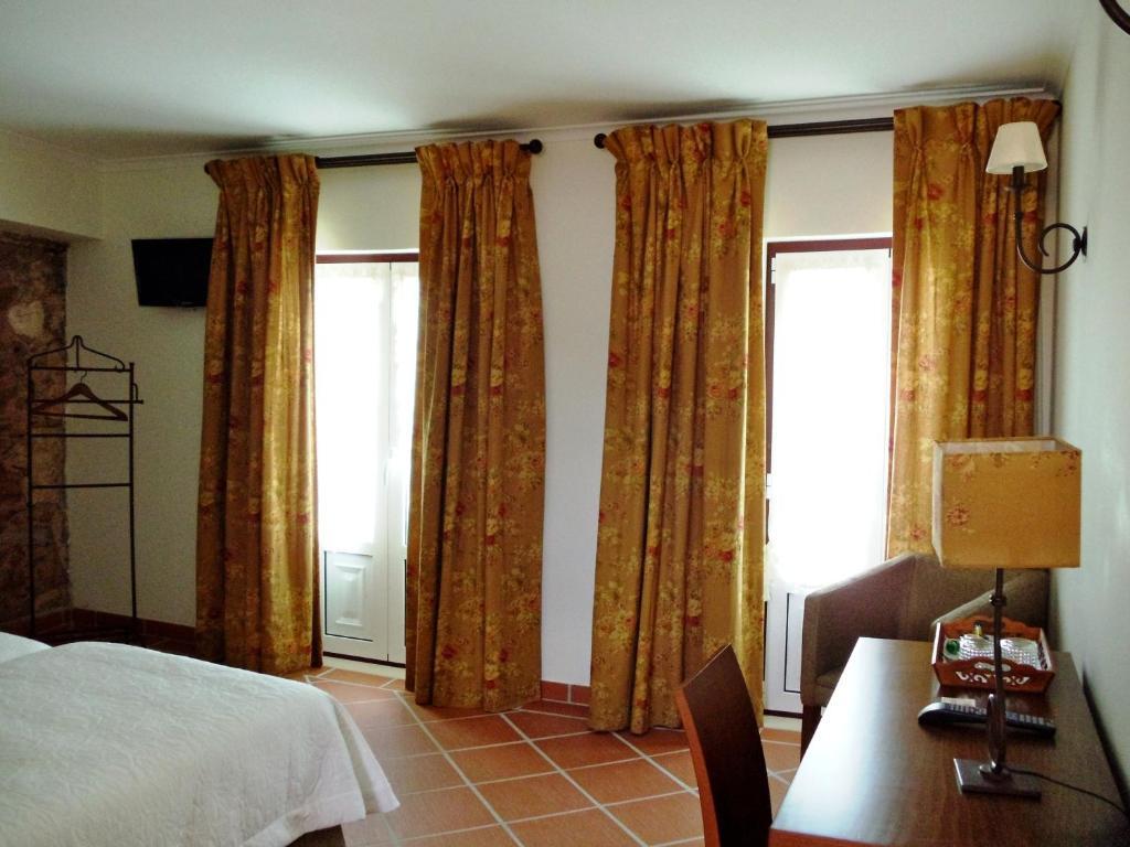 Casa Do Largo - Golega - Turismo De Habitacao Hotel ห้อง รูปภาพ